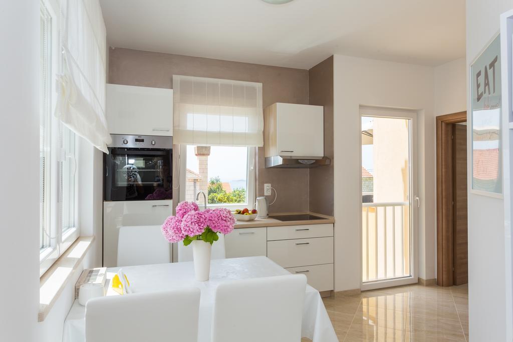 Apartment & Room Ladisic โอราซัซ ภายนอก รูปภาพ