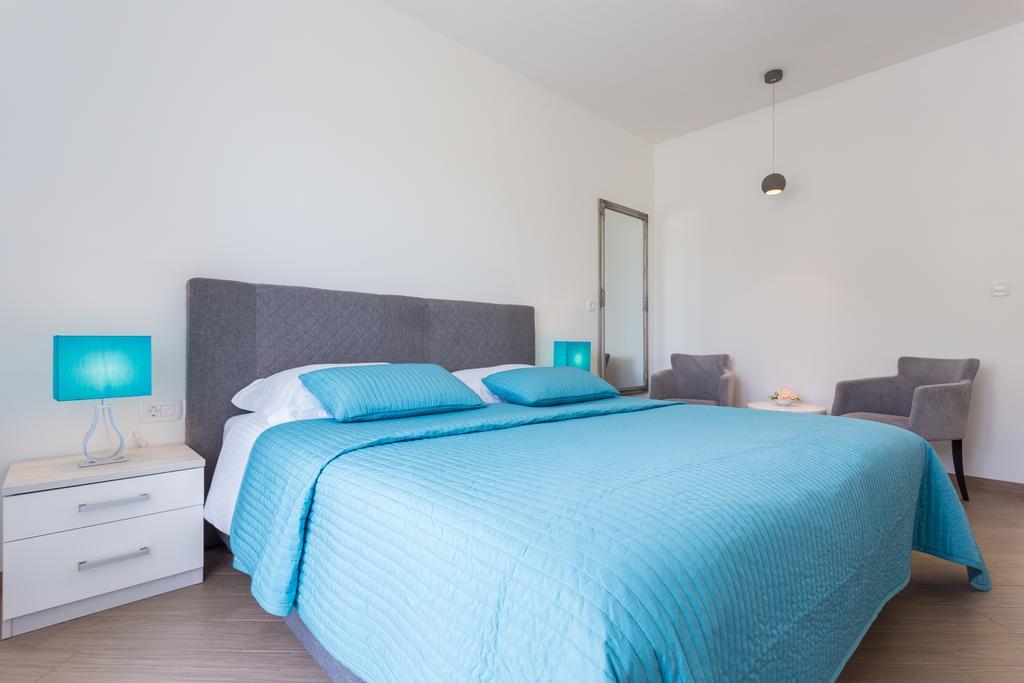 Apartment & Room Ladisic โอราซัซ ภายนอก รูปภาพ
